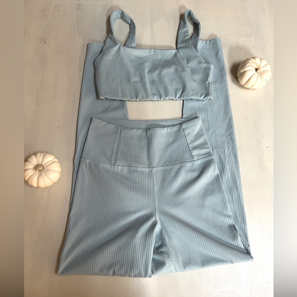 Girlfriend collective mist tank and leggings set size xs - Picture 3 of 4